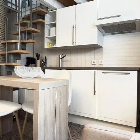 Duplex Neuf A 30s Des Plages 아파트